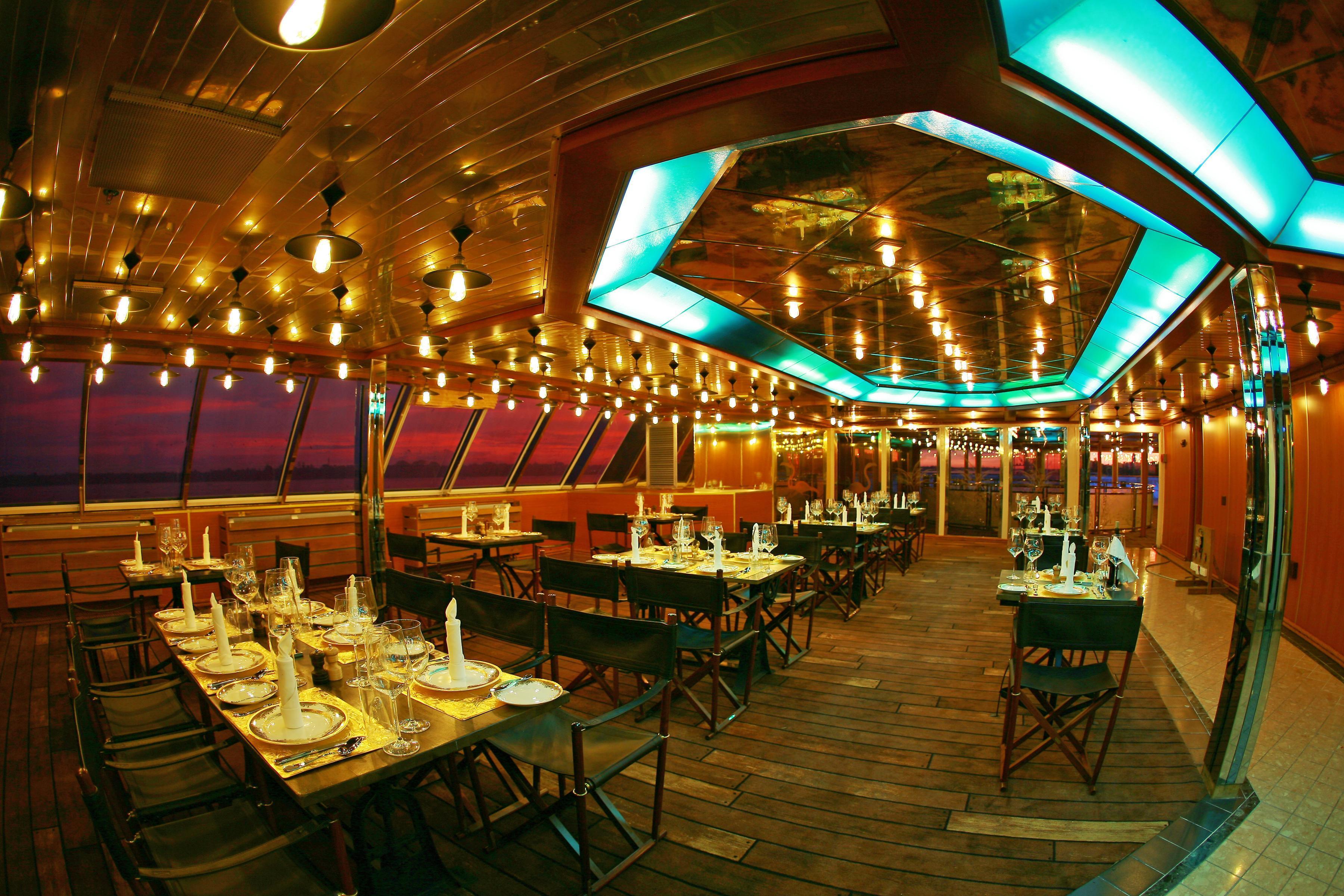 Vintage Luxury Yacht Hotel Yangon Exterior photo