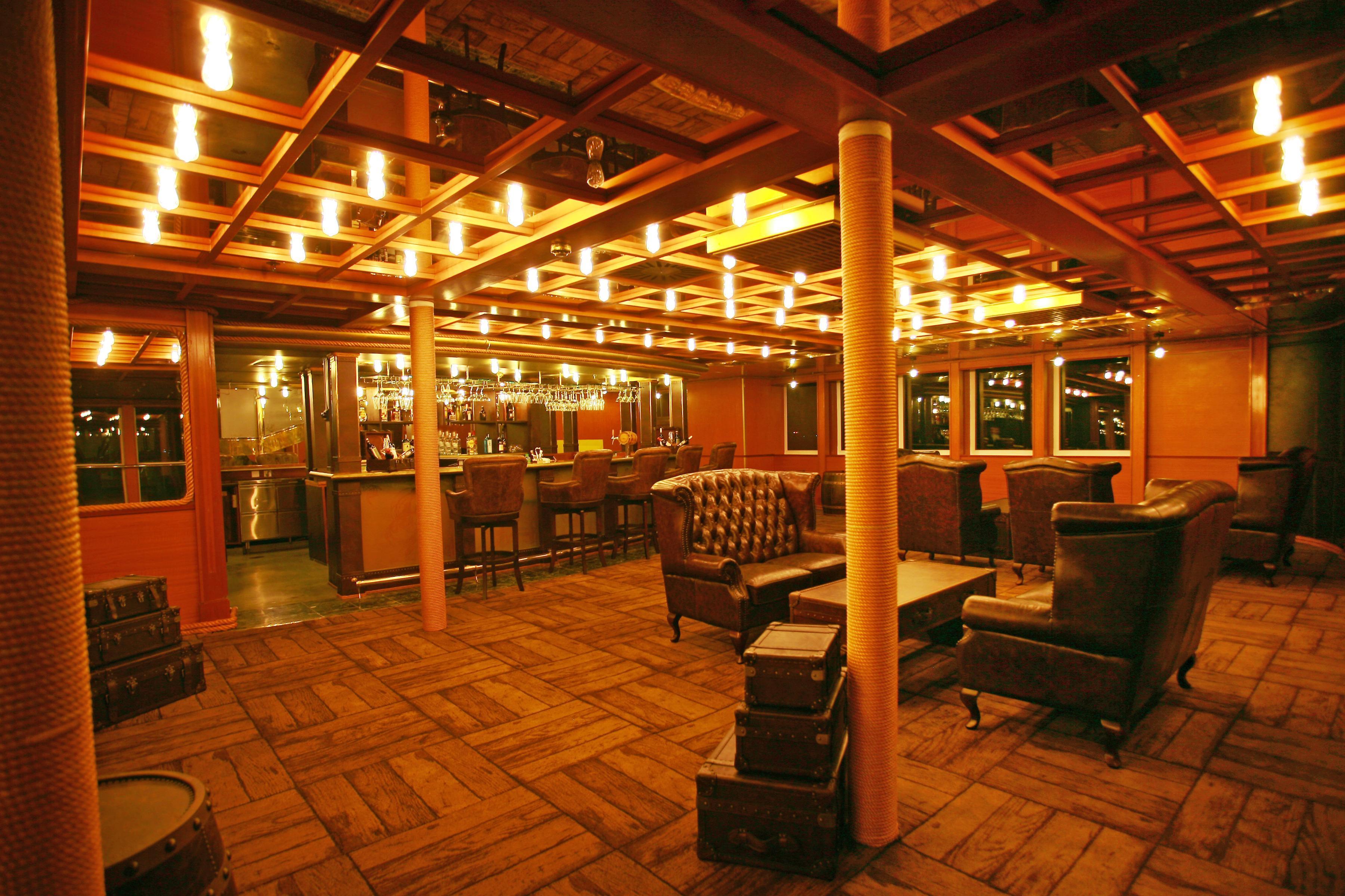 Vintage Luxury Yacht Hotel Yangon Exterior photo