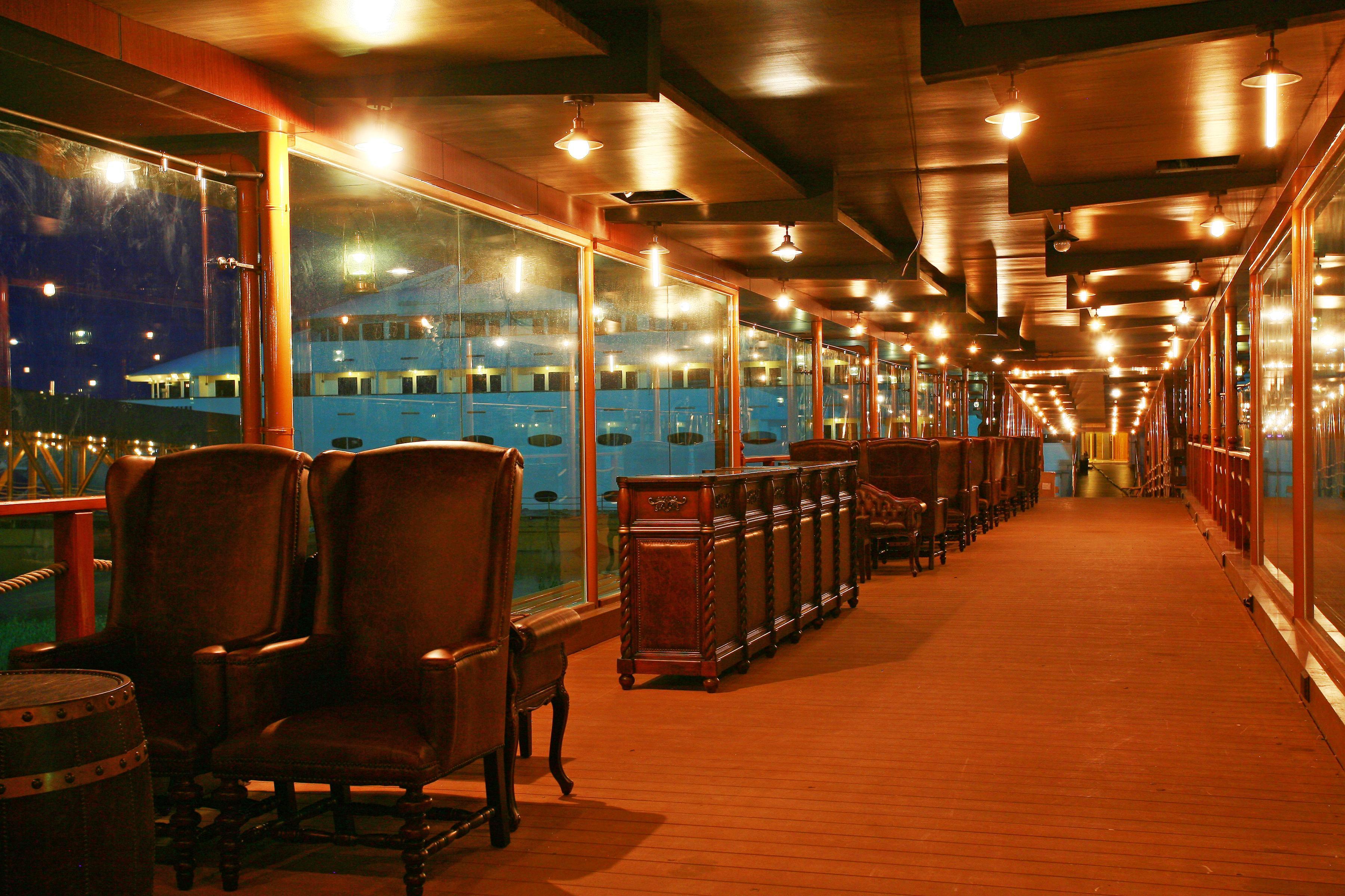 Vintage Luxury Yacht Hotel Yangon Exterior photo